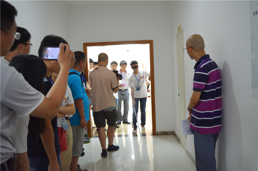 1435564109324794.jpg 盲人导航.jpg