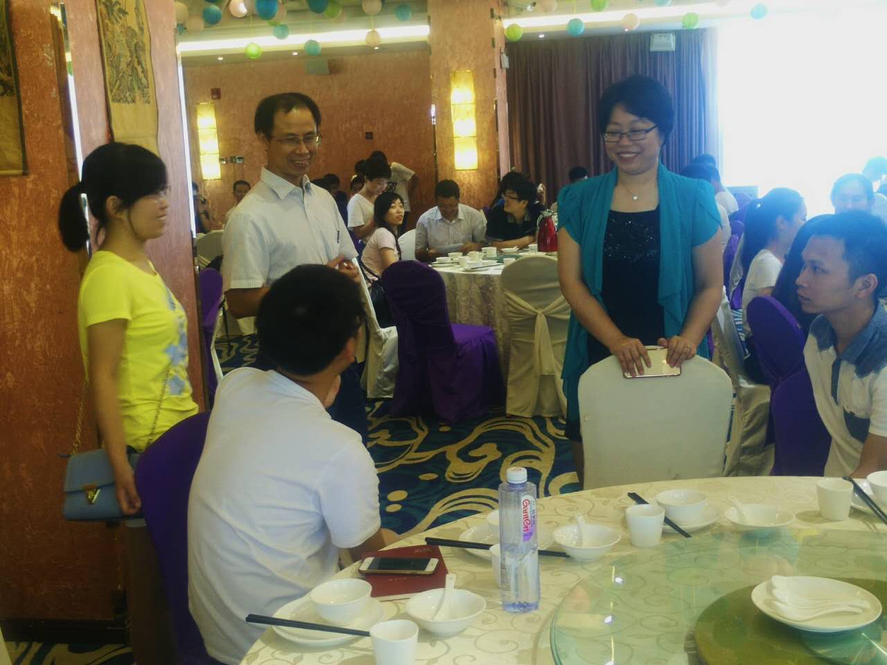 1466565289115406.jpg 饭前交流1.jpg